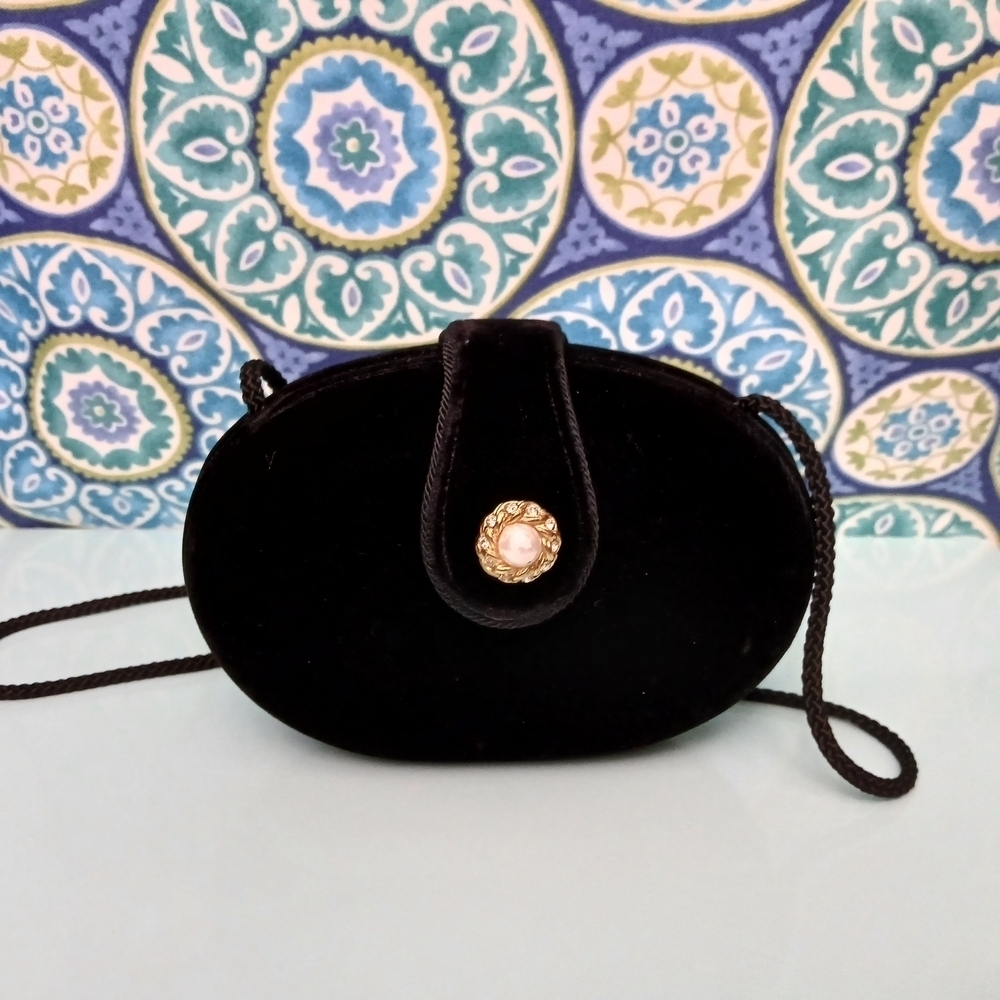Velvet Women's Cocktail Party Purse - Pearl Gold Hardware Snap Clasp Handmade
